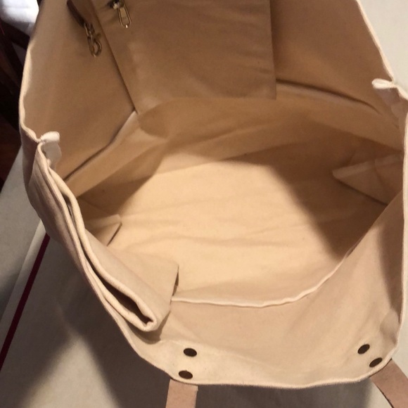 Olive and Poppy tote bag Appellation EXCELLENT!! - Picture 7 of 8